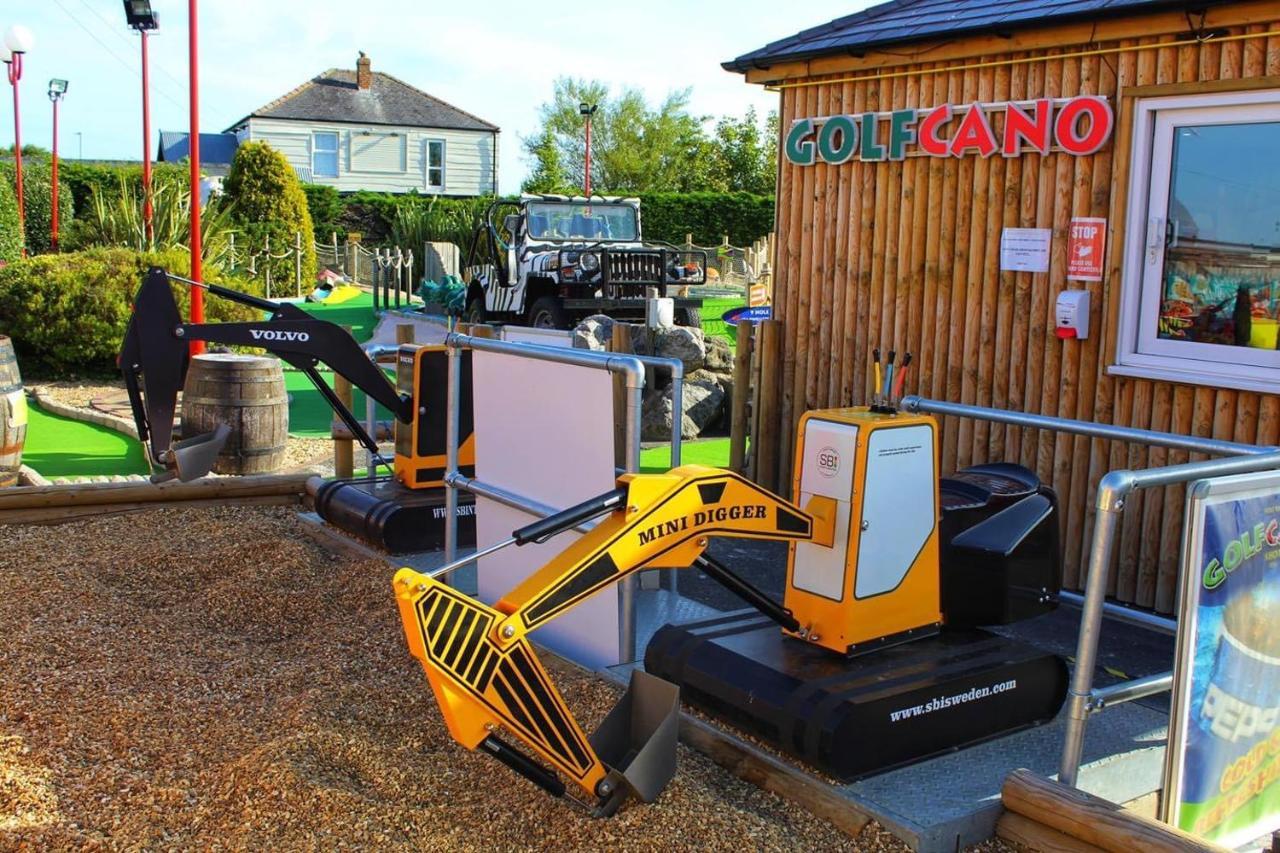 Palm Grove 2- Golden Palm - Pet Friendly, Wifi, Bed Linen, Central Heating - Meadow Lakes Caravan & Lodge Hire Chapel Saint Leonards Kültér fotó